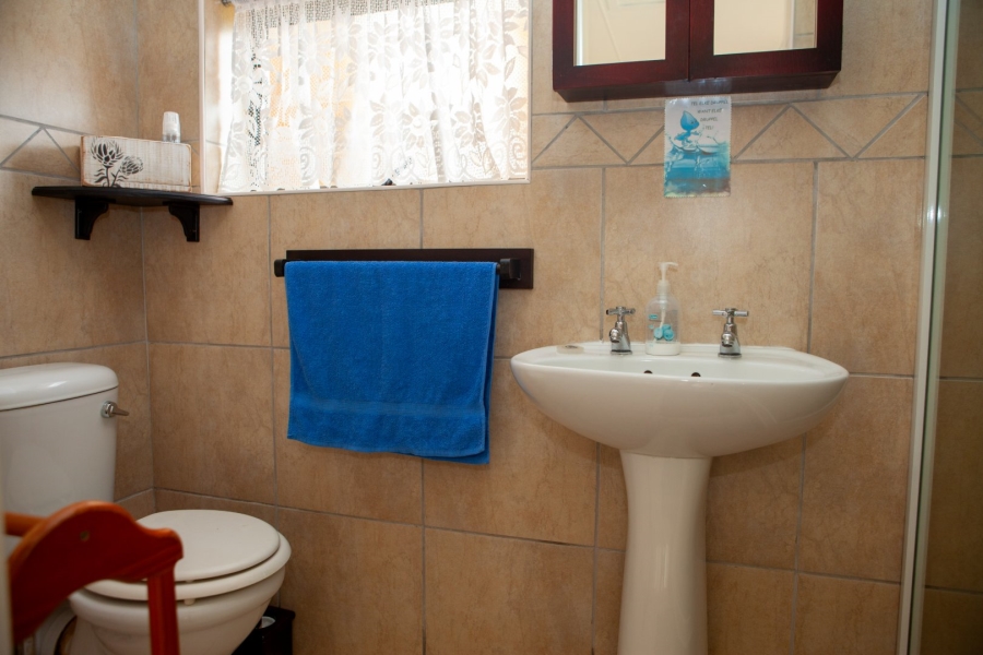 4 Bedroom Property for Sale in Southern Cross Western Cape